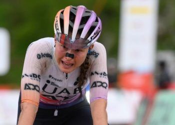 Anna van der Breggen y Paula Blasi pusieron el punto de emoción en Les Praeres en La Vuelta
