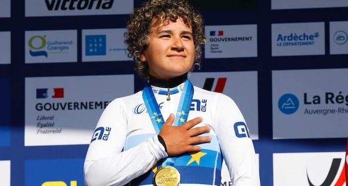 Paula Ostiz revalidó su título de campeona de Europa júnior en contrarreloj