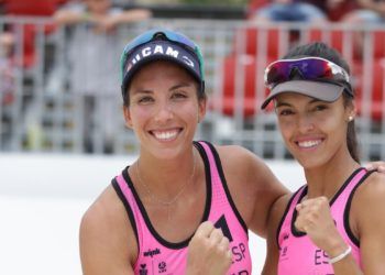 Paula Soria y Sofía González, campeonas del VW Beach Pro Future de Madrid