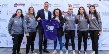 La pilota valenciana se proyecta en el acto central del ‘VIII Va de Dona’