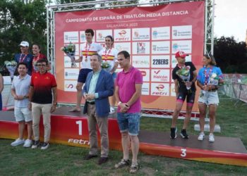 Marta Sánchez gana el campeonato de España de triatlón MD 2023