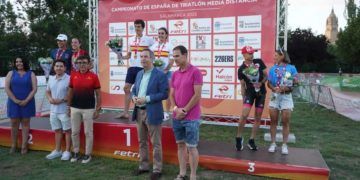 Marta Sánchez gana el campeonato de España de triatlón MD 2023