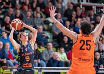 Valencia Basket reacciona, però acaba caient en Polkowice
