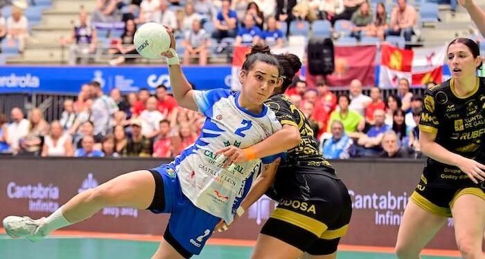 Aula Valladolid resistió ante el empuje de Porriño para meterse en semis de la Copa de la Reina