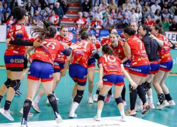 Las semifinales de DHF: Bera Bera se cruza con Málaga y Porriño con Elche