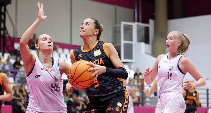 Valencia Basket ganó a Gdynia en el primer partido de la ‘Athens Cup’