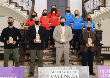 La Diputació presenta la primera final profesional de la historia de pilota femenina