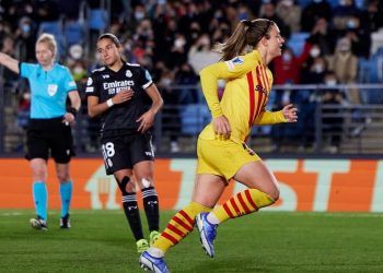 El Barça acomoda su eliminatoria ante el Madrid