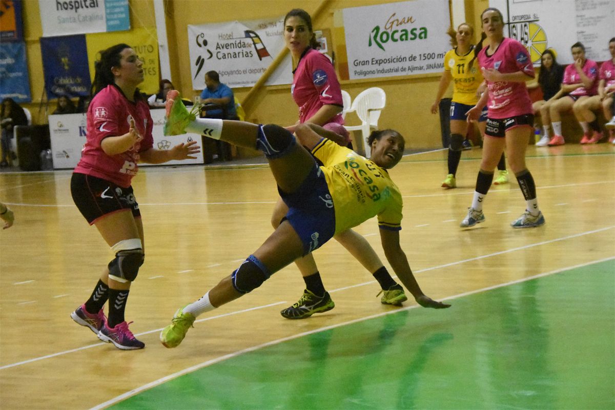 Rocasa y Bera Bera  no ceden en el pulso