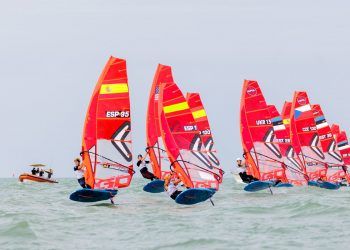 Nicole Van der Velden recupera el liderato en el International iQFOil Games Cádiz