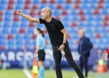 Sánchez Vera: «Mayra es diferente porque genera situaciones y contextos distintos»