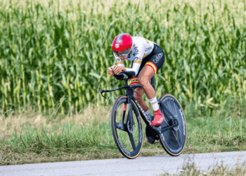 Pèlachs y Lazkano se adjudican el bronce continental en K2 1000