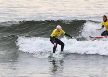 Sarah Almagro optará a las medallas en el mundial de surf adaptado de Pismo Beach