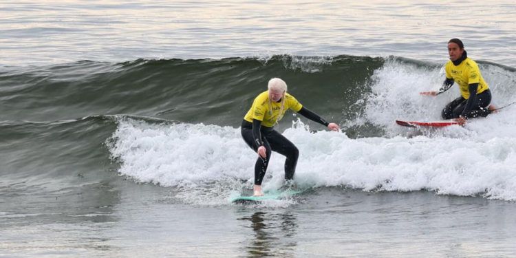 Sarah Almagro optará a las medallas en el mundial de surf adaptado de Pismo Beach