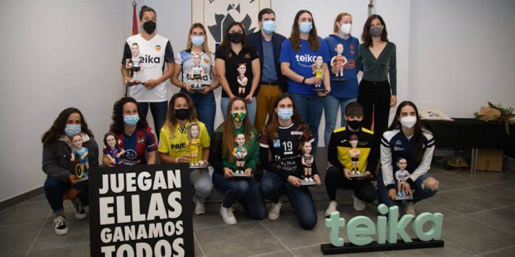 Teika impulsa el deporte femenino desde la esencia de las Fallas