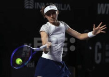 Cristina Bucsa alcanza los cuartos en el WTA 500 de Mérida tras ganar a Marina Stakusic