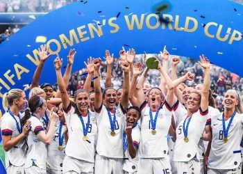 La selección femenina de fútbol de EE.UU. recibirá 24 millones de dólares y el mismo sueldo que los hombres