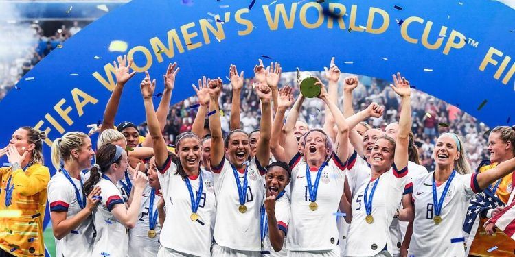 La selección femenina de fútbol de EE.UU. recibirá 24 millones de dólares y el mismo sueldo que los hombres