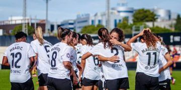 El Valencia derrotó al Alba y ocupa zona noble