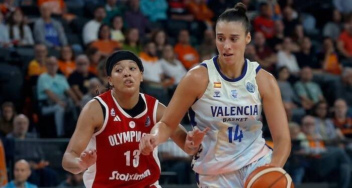 Valencia Basket dio forma a un solvente triunfo ante Olympiacos y consolida la segunda plaza