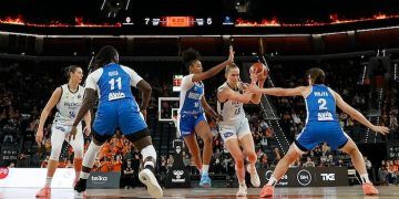 El Valencia Basket no aguantó la presión del Basket Landes y deja los deberes para Italia