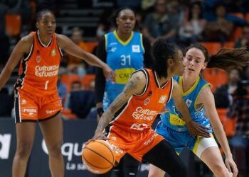 Valencia Basket derrotó a Cadí La Seu, pero Queralt Casas sufrió una grave lesión