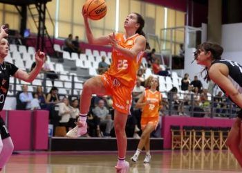 Valencia Basket ganó a Mersin y alzó la Copa Atenas