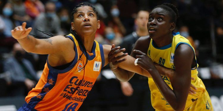 Oficio y paciencia para derrotar a Gran Canaria