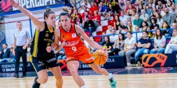 Valencia Basket tumbó a Jairis y jugará la final de la Supercopa