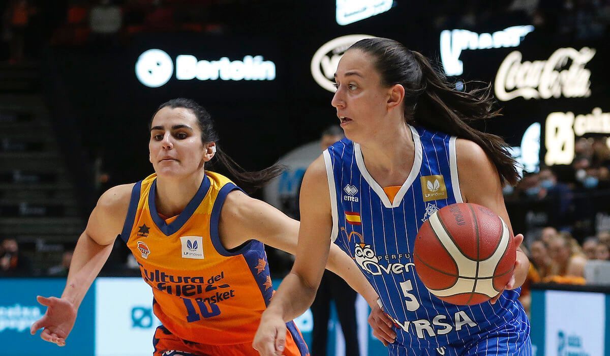 Avenida se adjudica el duelo ante Valencia Basket y es líder en solitario