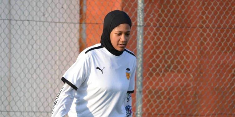 Cuarenta jugadoras participan en el Campus femenino del Valencia CF en Arabia Saudí