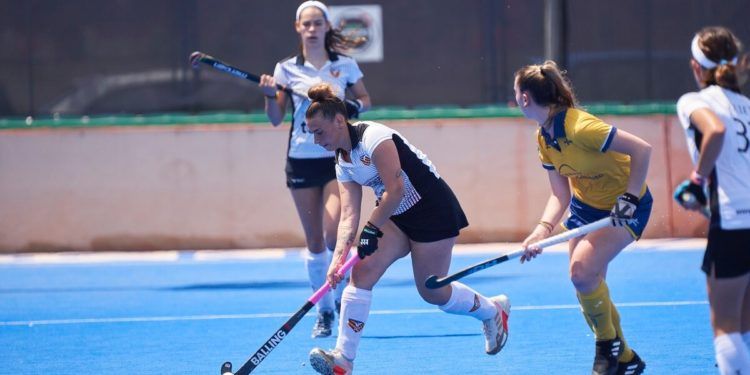 El Valencia y el Xaloc cierran su temporada en DHB con la cabeza alta