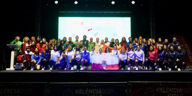 La València Cup Girls 2023 queda inaugurada en un evento espectacular en el Velódromo Luis Puig