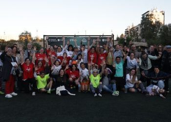 Laura Mansilla es homenajeada por las Referentes en un memorial en la Valencia Cup Girls