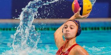 España derrota a Grecia y mantiene el pleno