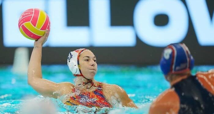 España doblegó a Hungría, hizo pleno en su grupo y logró el pase para la Superfinal en Sídney