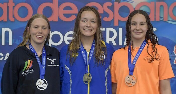 Carmen Weiler se corona ‘reina’ de la espalda tras imponerse a Tonrath en los 200 espalda