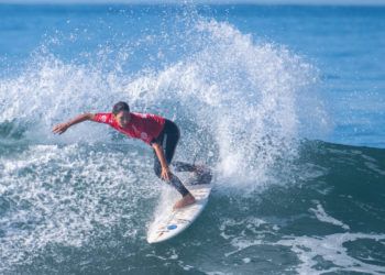 Las surfistas españolas avanzan en el cuadro principal de los ISA World Surfing Games