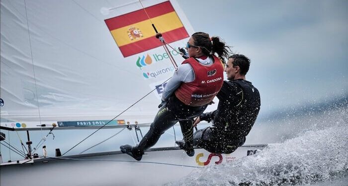Xammar y Cardona sostienen el liderato del Mundial de 470 tras el primer día de finales
